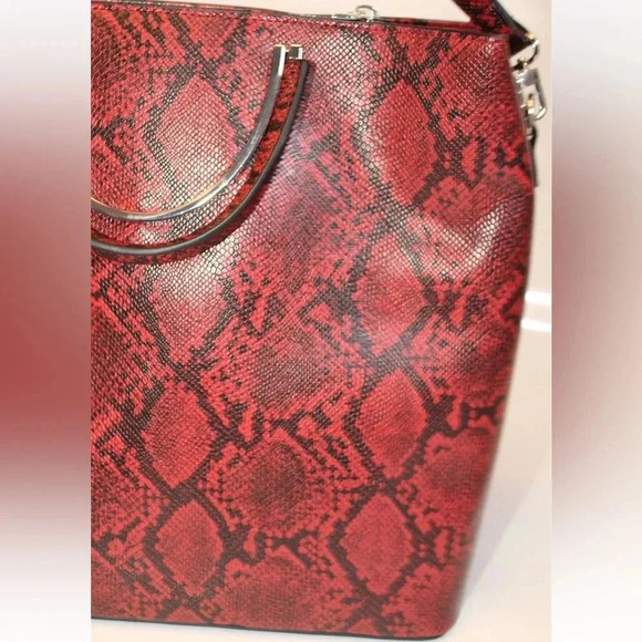 Sassy Jones NEW Pamela Snake Print ReEmbossed Large Crossbody  Bag - Picture 8 of 16